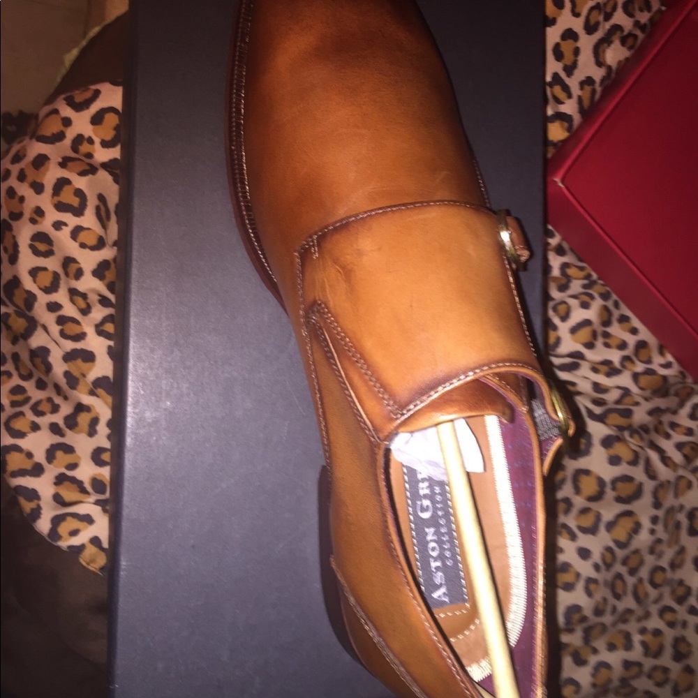 Shoes size 9 1/2 Aston Grey and Robert Zur